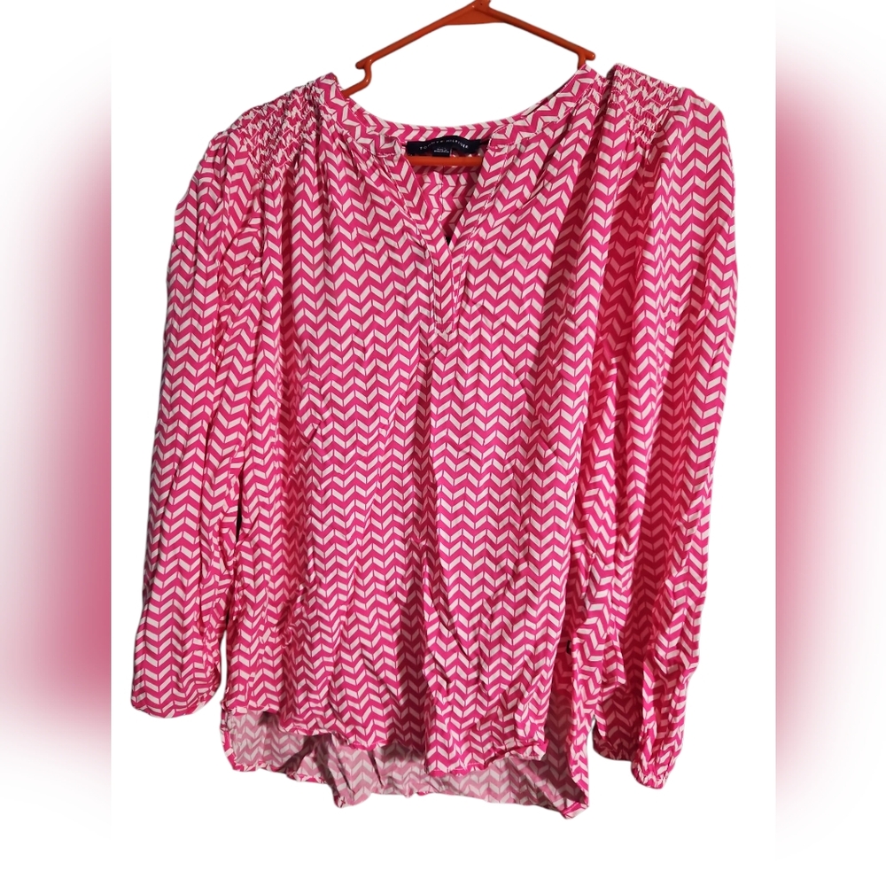 NEW Pink Chevron Tommy Hilfger Women's Top Size PXL